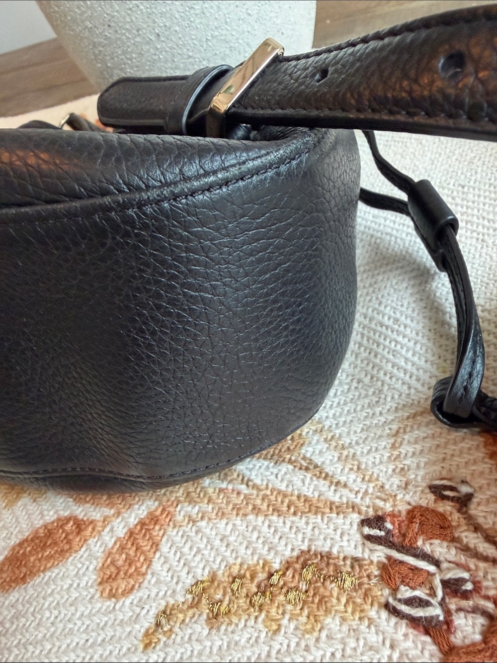 kate spade Black Pebbled Leather Crossbody Bag with Gold Hardware - Picture 5 of 11